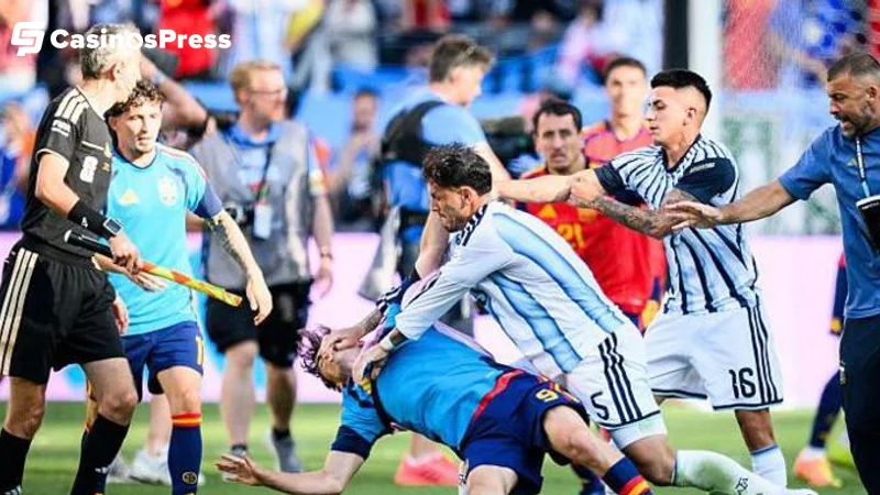 Paredes, Messi's Retirement and the Argentina Era That Just Ended