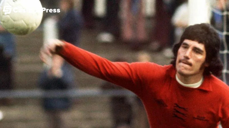 Phil Parkes: The Gentle Giant Who Helped Define Wolves
